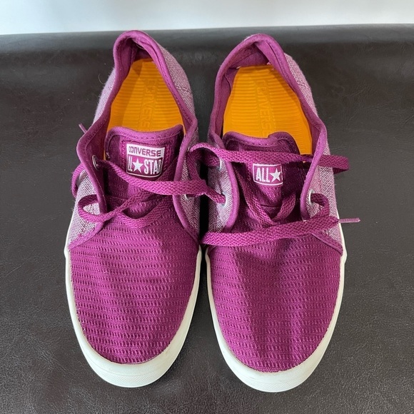 Converse All Stars removable insoles shoes in a size women’s 9 men’s 7.5 - Picture 3 of 17